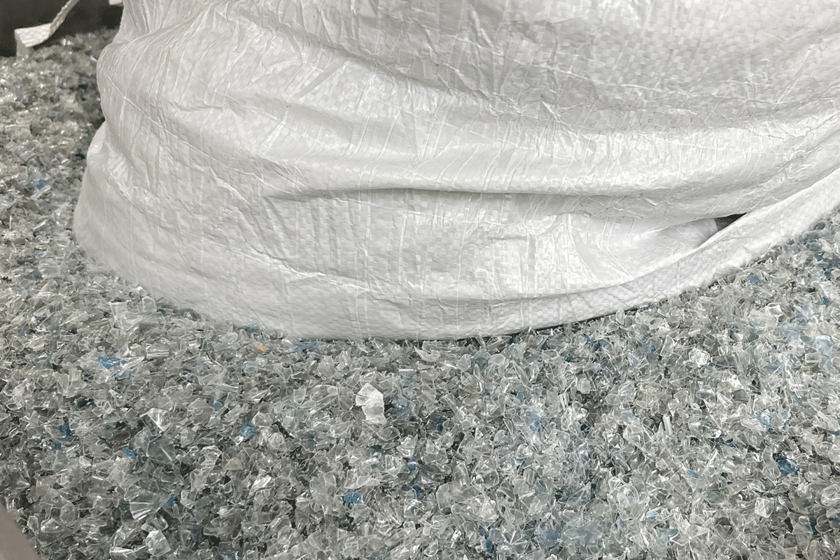 Clear recyclate PET from plastic bottles